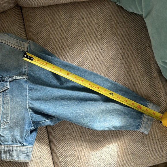 Cute Free People cropped denim jacket - Picture 7 of 8